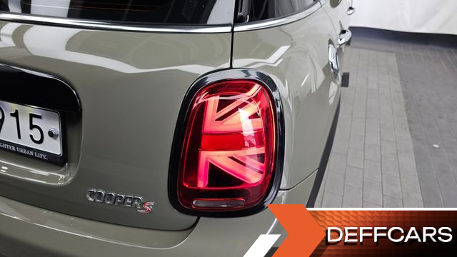 Mini COOPER 5Door Standard 3rd купить на сайте DeffCars