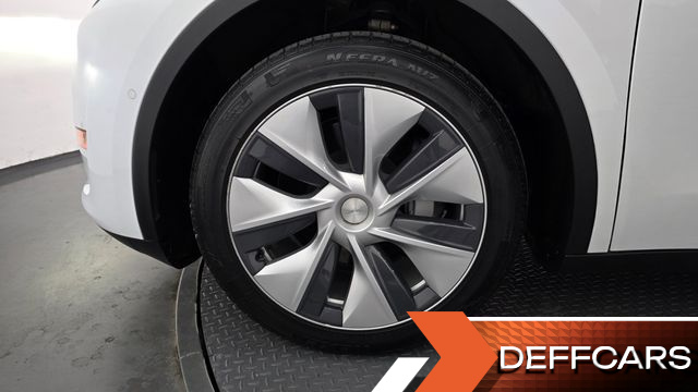 Tesla MODEL Y Standard Range RWD купить на сайте DeffCars