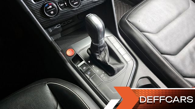 Volkswagen TIGUAN 2.0 TDI Premium купить на сайте DeffCars