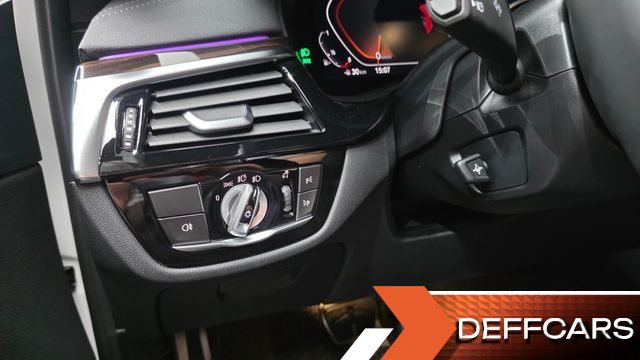 BMW 5-SERIES 520i M Sport купить на сайте DeffCars