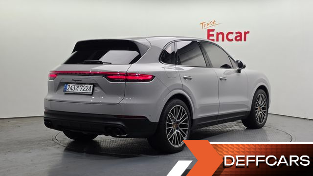 Porsche CAYENNE 3.0 PLATINUM EDITION купить на сайте DeffCars
