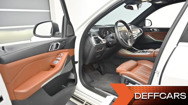 BMW X7 xDrive 40i Design Pure Excellence 7-Seater купить на сайте DeffCars