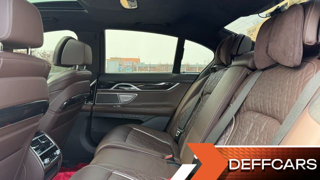 BMW 7-SERIES 740d xDrive M Sport купить на сайте DeffCars