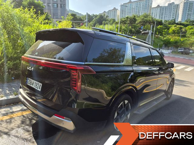 Kia CARNIVAL Gasoline 7-Seater Signature купить на сайте DeffCars