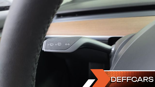 Tesla MODEL 3 Long Range AWD купить на сайте DeffCars