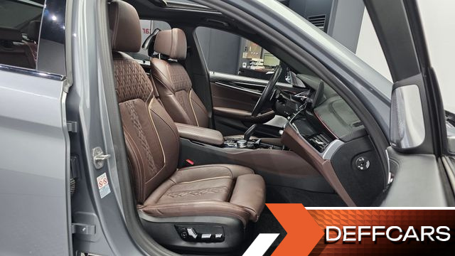 BMW 5-SERIES M550i xDrive купить на сайте DeffCars