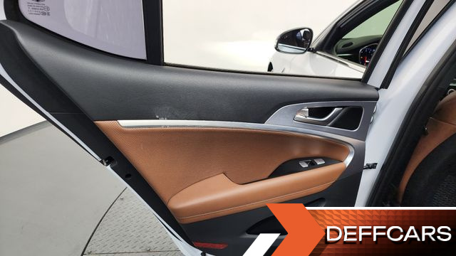 Genesis G70 2.0T Elite купить на сайте DeffCars