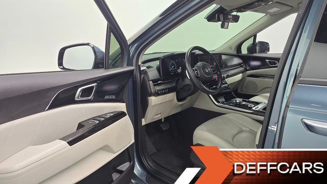 Kia CARNIVAL 9-Seater Signature купить на сайте DeffCars