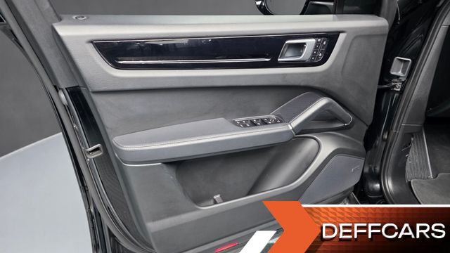 Porsche CAYENNE 3.0 Coupe купить на сайте DeffCars