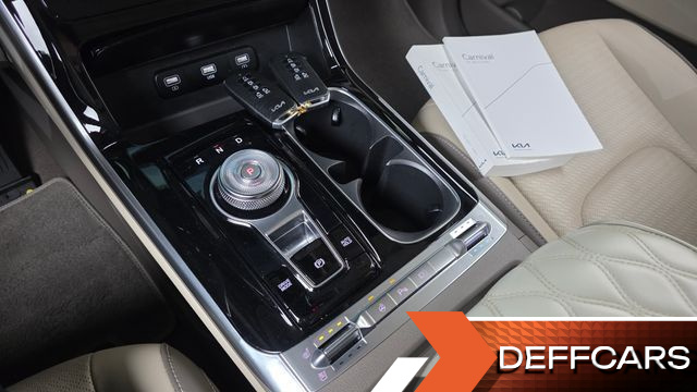 Kia CARNIVAL Gasoline 9-Seater Noblesse купить на сайте DeffCars