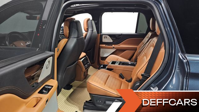Lincoln AVIATOR 3.0 Black Label AWD купить на сайте DeffCars