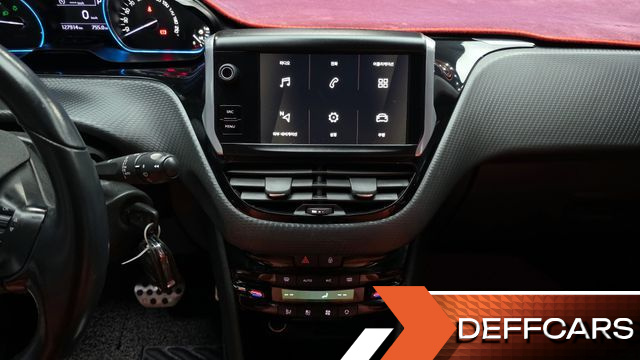 Peugeot 2008 1.5 BlueHDi Allure купить на сайте DeffCars