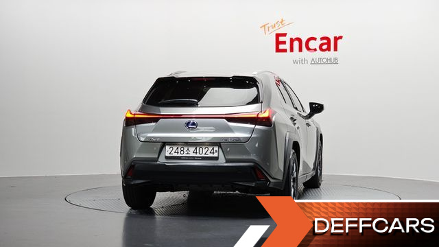 Lexus UX 2.0 2WD купить на сайте DeffCars