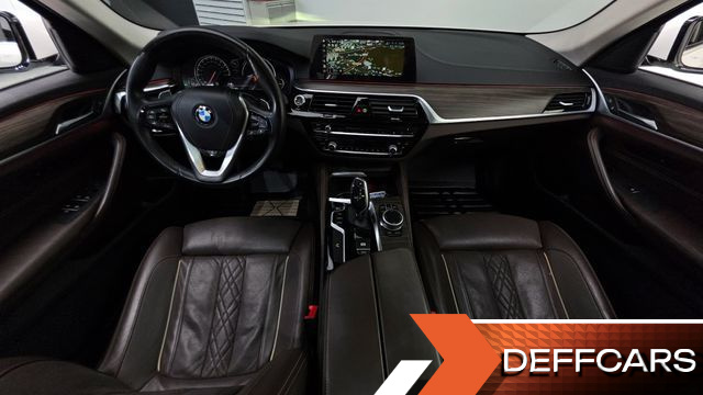 BMW 5-SERIES 530i Luxury Plus купить на сайте DeffCars
