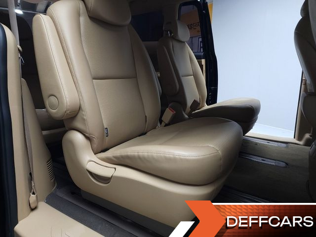 Kia CARNIVAL 9-Seater Luxury купить на сайте DeffCars