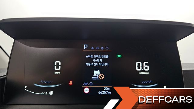 Hyundai STARIA disability support car купить на сайте DeffCars