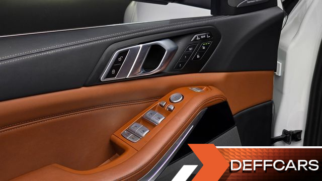 BMW X7 xDrive 40i M Sport 6STR купить на сайте DeffCars