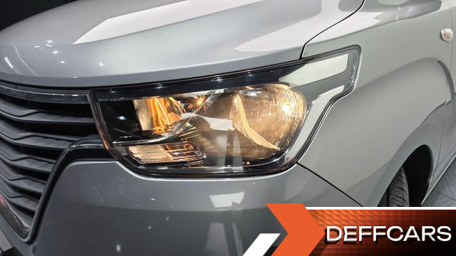 Hyundai STAREX Wagon 11-Seater Smart купить на сайте DeffCars