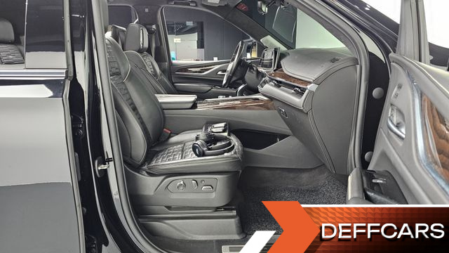 Cadillac ESCALADE 6.2 ESV ESV Premium Luxury Platinum купить на сайте DeffCars