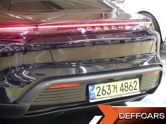 Porsche TAYCAN Base купить на сайте DeffCars