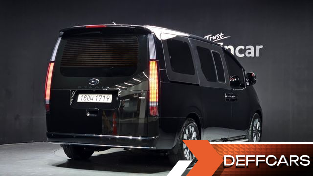 Hyundai STARIA 4WD Lounge 9-Seater Inspiration купить на сайте DeffCars