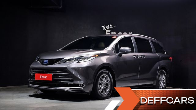 Toyota SIENNA 2.5 Hybrid AWD купить на сайте DeffCars