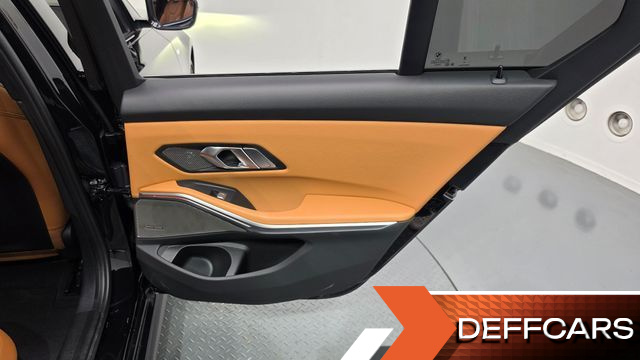 BMW 3-SERIES 320i M Sport купить на сайте DeffCars