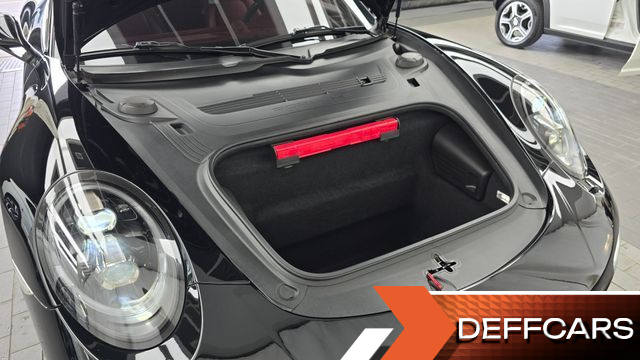 Porsche 911 Carrera 4 GTS 991 купить на сайте DeffCars
