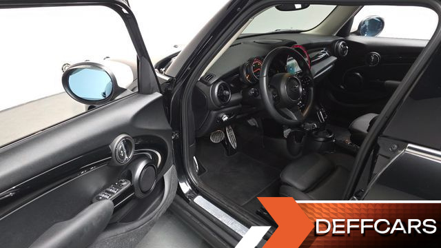 Mini COOPER 5Door Classic Third Generation купить на сайте DeffCars