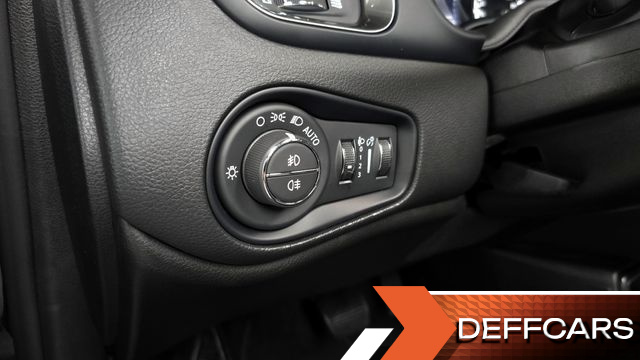 Jeep RENEGADE 1.3 Limited купить на сайте DeffCars