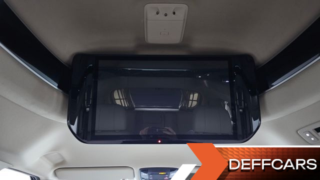 Kia CARNIVAL 7-Seater Hi-Limousine Signature купить на сайте DeffCars