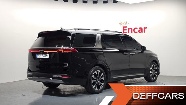 Kia CARNIVAL Gasoline 7-Seater Signature купить на сайте DeffCars