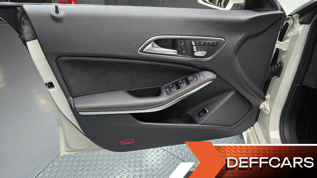 Mercedes CLA-CLASS CLA220 AMG Line купить на сайте DeffCars