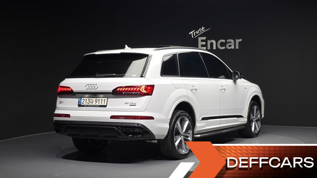 Audi Q7 55 TFSI Quattro Premium купить на сайте DeffCars