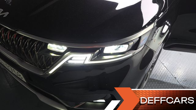 Kia CARNIVAL Gasoline 9-Seater Signature купить на сайте DeffCars