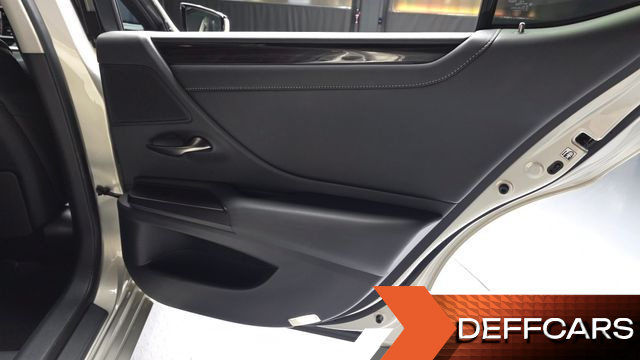 Lexus ES Luxury Plus купить на сайте DeffCars
