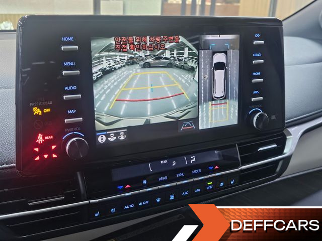 Toyota SIENNA 2.5 Hybrid AWD купить на сайте DeffCars