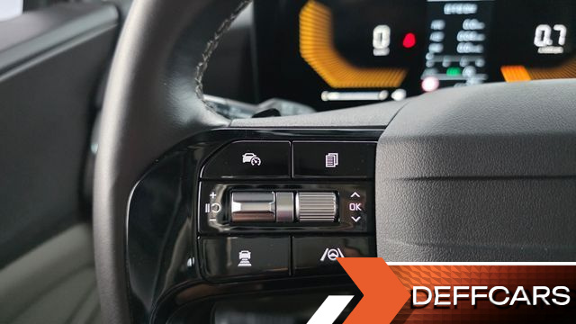 Kia CARNIVAL 9-Seater Prestige купить на сайте DeffCars