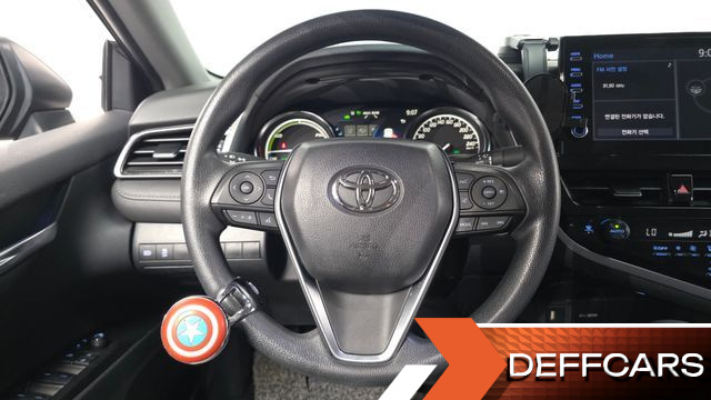 Toyota CAMRY 2.5 LE Hybrid купить на сайте DeffCars