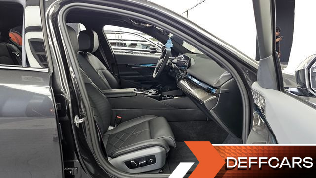 BMW 5-SERIES 530e xDrive M Sport Pro купить на сайте DeffCars