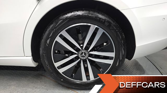 Mercedes A-CLASS A220 Sedan купить на сайте DeffCars