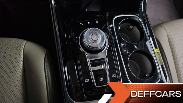 Kia CARNIVAL Gasoline 9-Seater Hi-Limousine Signature купить на сайте DeffCars