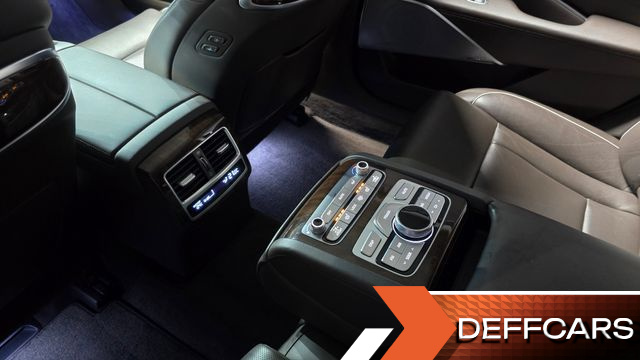 Kia K9 3.8 GDI AWD PlatinumⅡ купить на сайте DeffCars