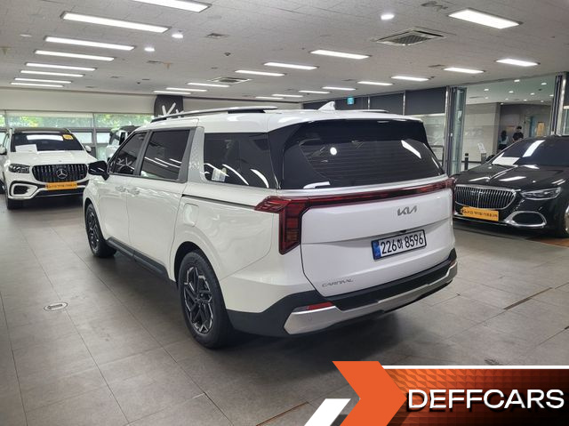 Kia CARNIVAL 9-Seater Prestige купить на сайте DeffCars