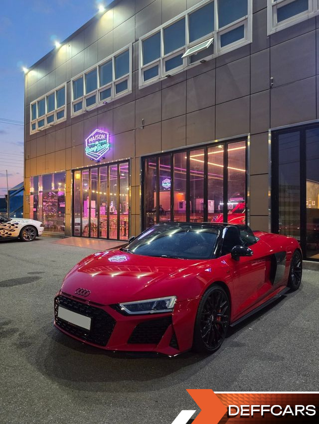 Audi R8 5.2 V10 Spyder купить на сайте DeffCars