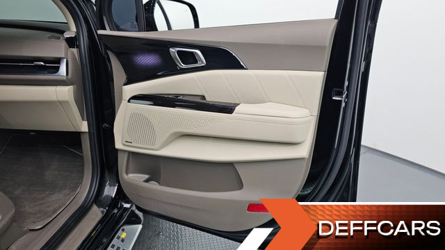 Kia CARNIVAL Gasoline 9-Seater Hi-Limousine Signature купить на сайте DeffCars