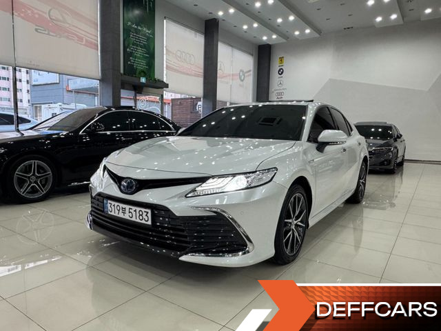 Toyota CAMRY 2.5 XLE Hybrid купить на сайте DeffCars