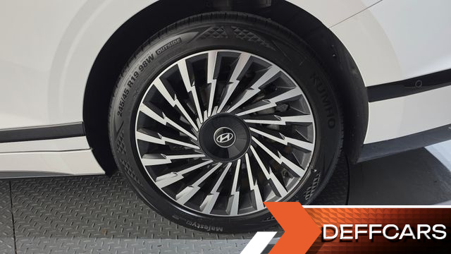 Hyundai GRANDEUR Calligraphy купить на сайте DeffCars