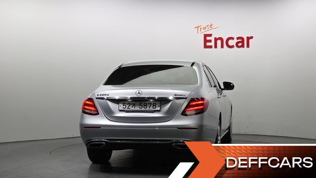 Mercedes E-CLASS E220d 4MATIC Avantgarde купить на сайте DeffCars
