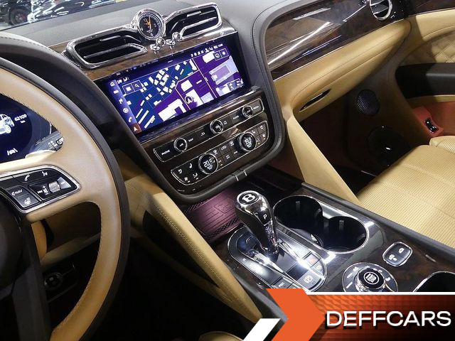 Bentley BENTAYGA 4.0 V8 купить на сайте DeffCars